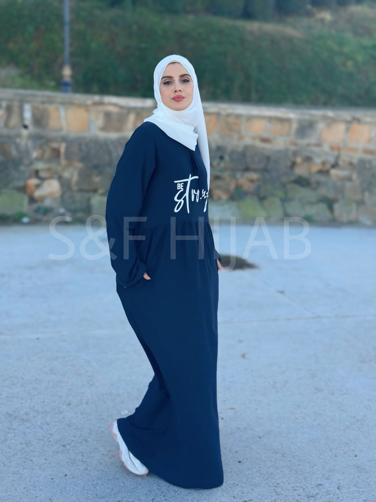 Robe de sport bleue
